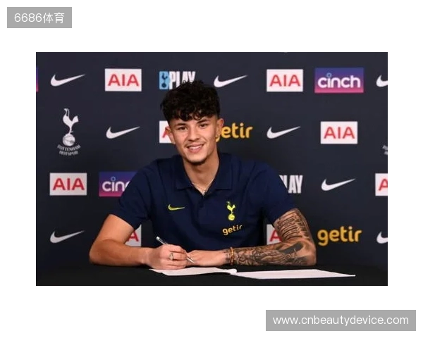 官方：泰国归化21岁切尔西青训出身的球员苏瑟普-贝尔