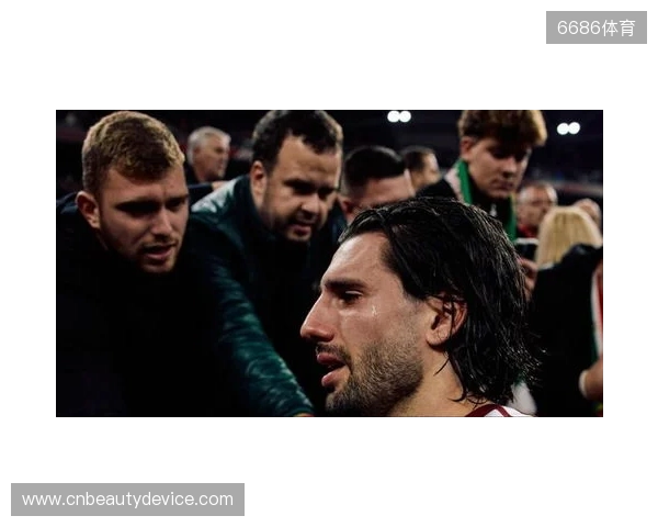 从天堂到地狱，索博在2-1领先后疯狂庆祝，被绝杀后伤心落泪